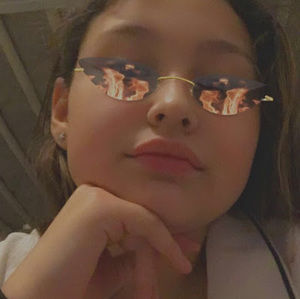 Meet your Posher, Janelle